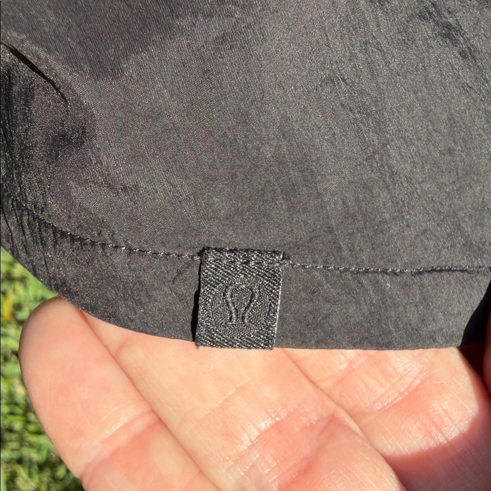 lululemon athletica Black Hooded Jacket - Picture 5 of 7